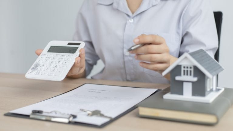 How Choosing the Right Mortgage Broker Can Save You Thousands on Your Home Loan